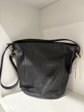 Vintage Coach SoHo Black Leather Shoulder Bucket Bag  with Gold Hardware